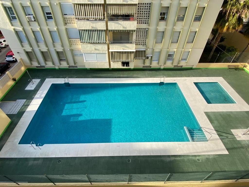 Apartamento Amplio Piso En Centro De Torre Del Mar Exterior foto
